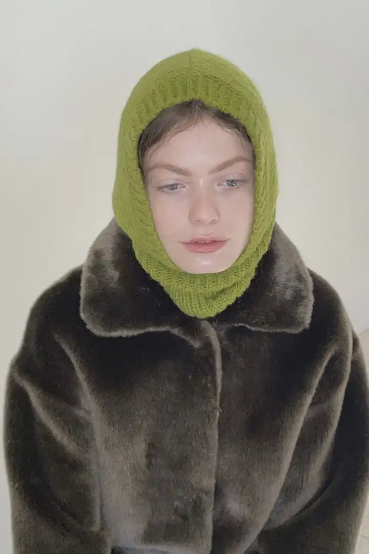 Cappello invernale caldo passamontagna lavorato a maglia verde 