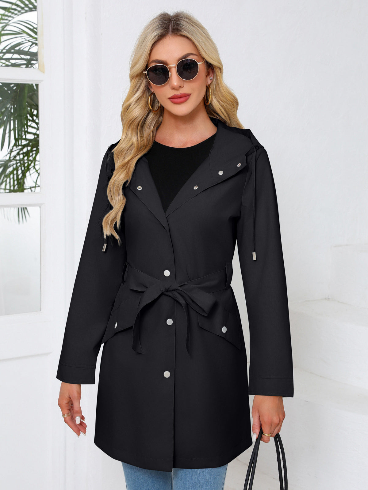 Trenchcoat im Urban-Stil mit Kapuze