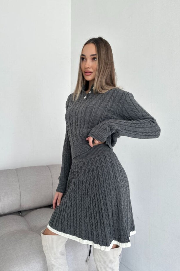 Robe pull chic en maille torsadée