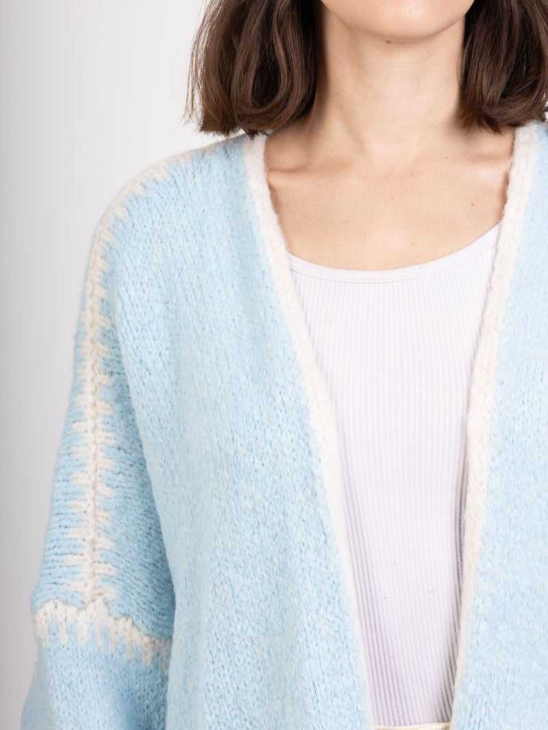 Chic Cardigan with White Accents for Everyday Style