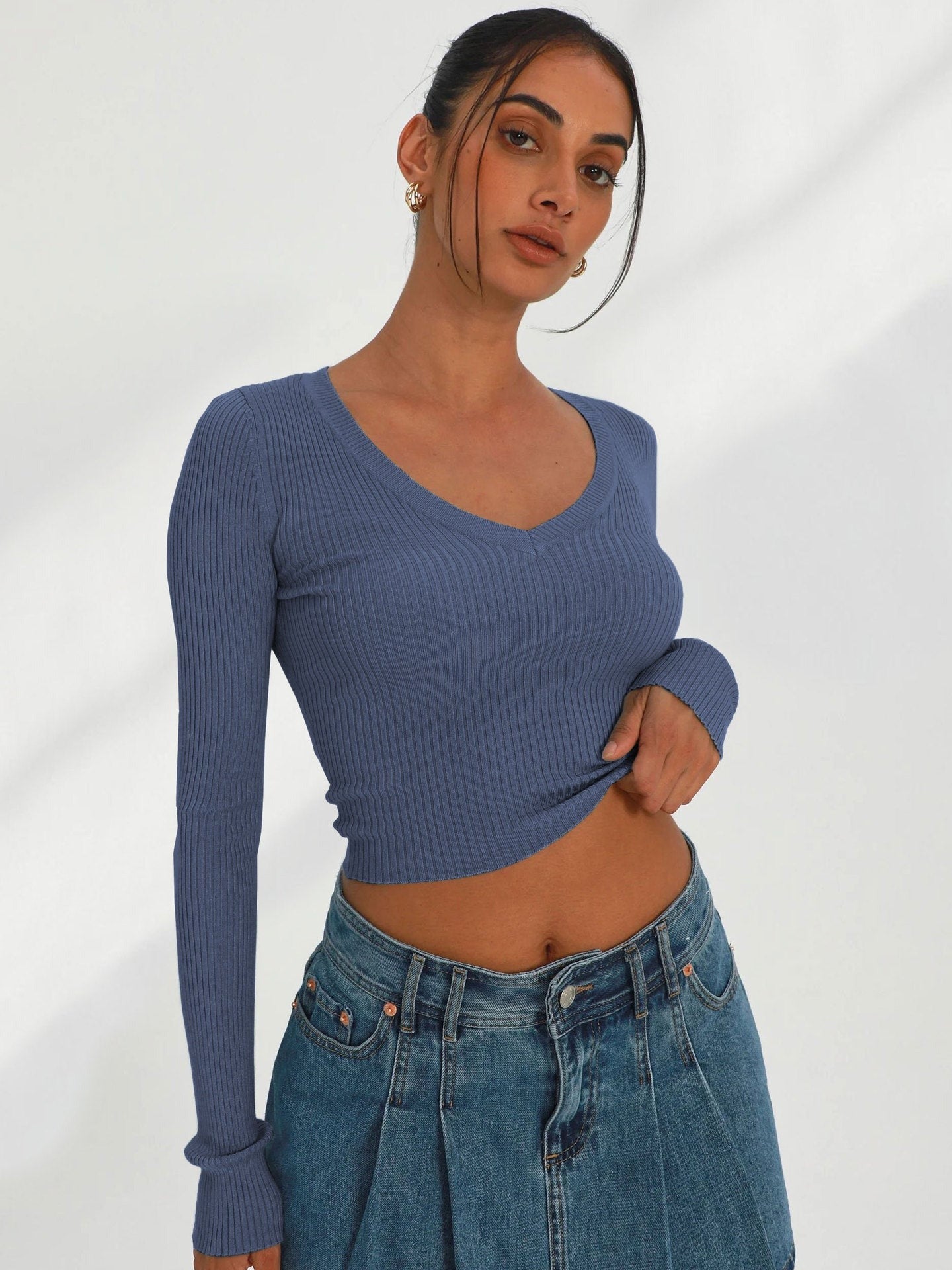 Blaues sexy Langarm-Strickshirt mit V-Ausschnitt 