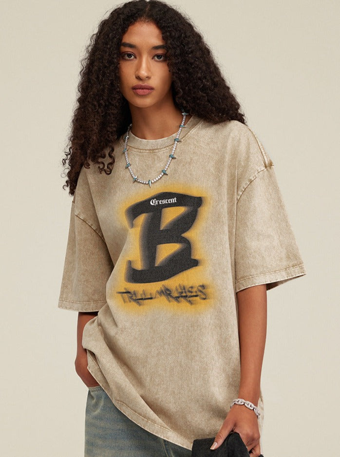 Modisches, gewaschenes, rundes Kurzarm-T-Shirt mit alten Buchstaben 