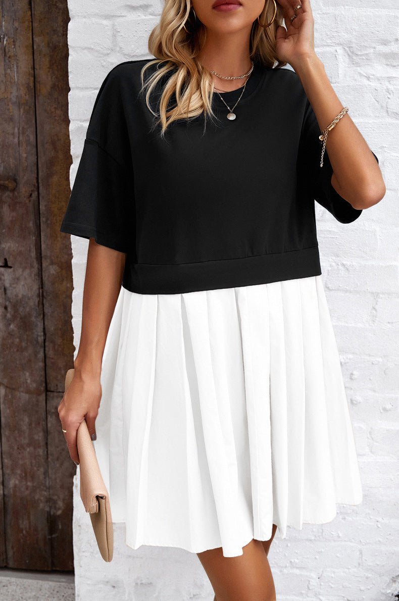 Round Neck Short Sleeve Black White Pleated Dress