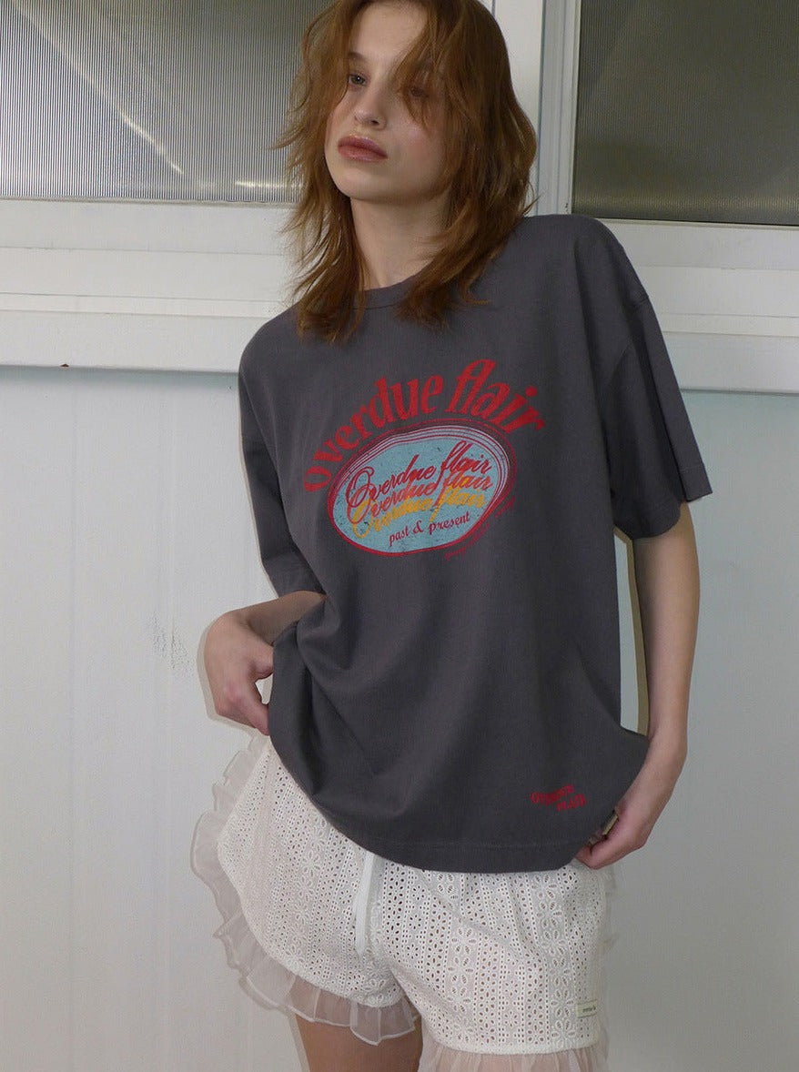 Modisches Kurzarm-T-Shirt mit Buchstabendruck 