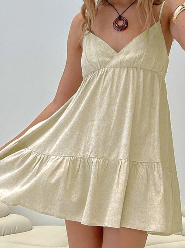 Rückenfreies, fließendes Sommerkleid in Off-White 