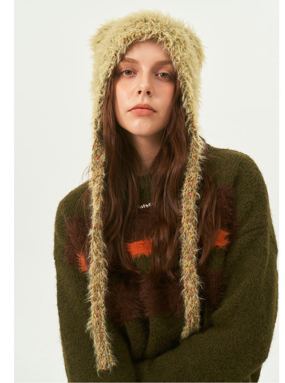 Cappello invernale da donna con orso caldo verde 