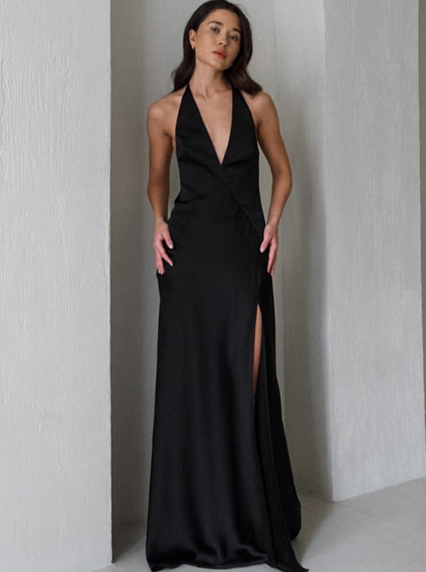 Sexy schwarzes rückenfreies Kleid mit V-Ausschnitt, Strumpfhalterschlitz 