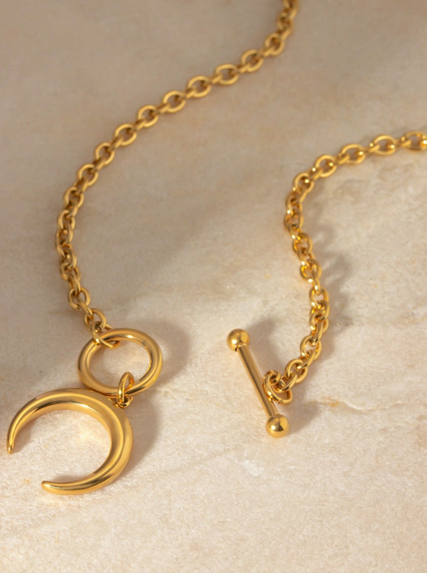 18K Gold Plated Moon Pendant Necklace