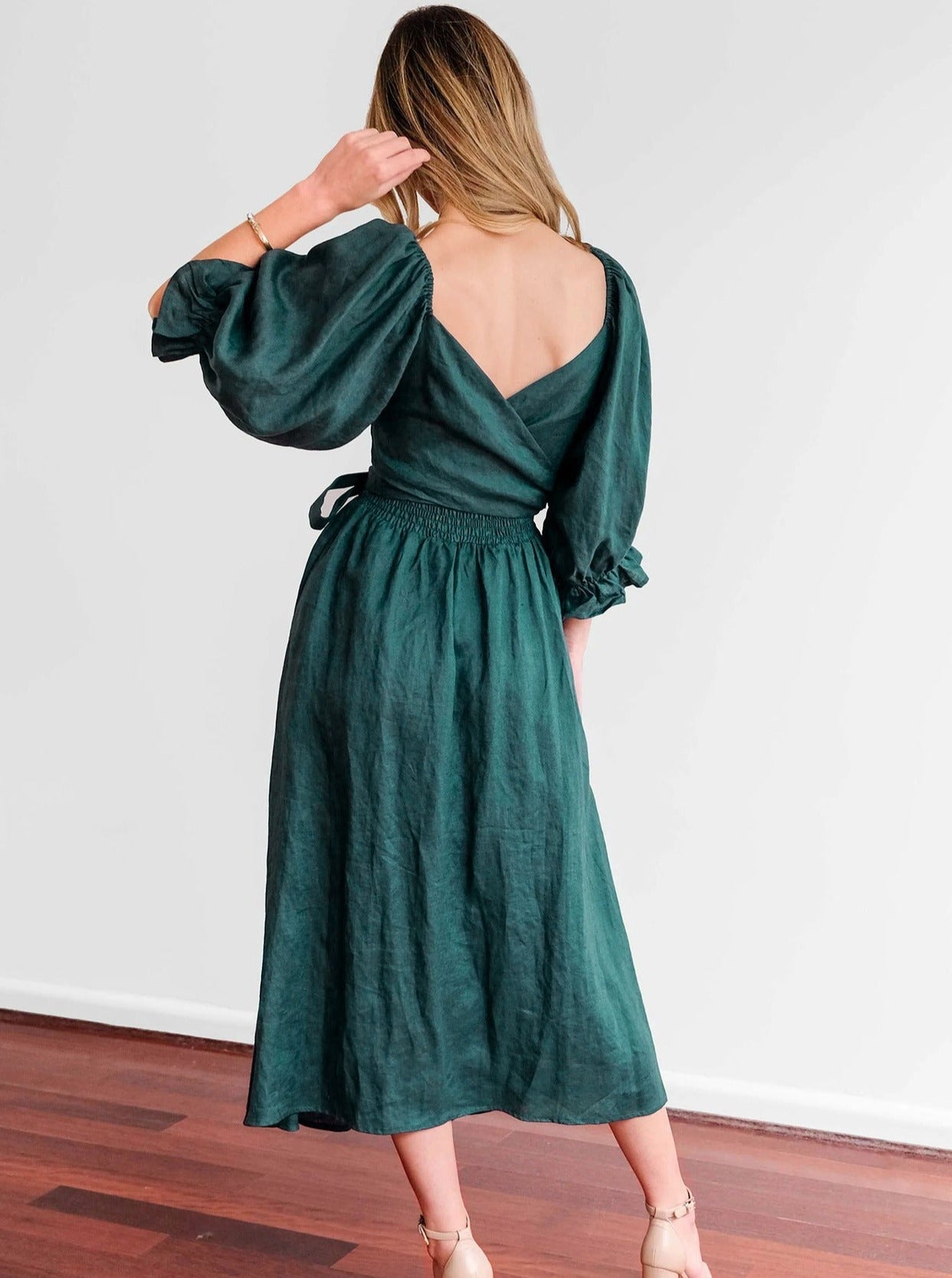 Emerald Ruffled Lantern Sleeve Elegant Wear