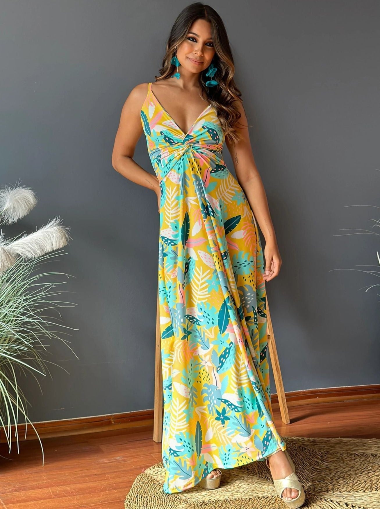 Elegantes, langes A-Linien-Kleid mit V-Ausschnitt und Print 