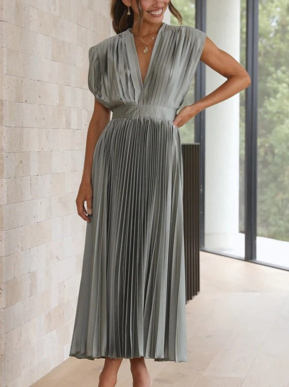 Grey Casual V-Neck Pleated Dress