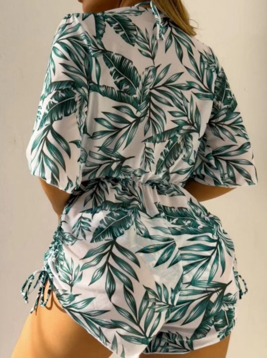Sexy dreiteiliger Bikini mit tropischem Print 