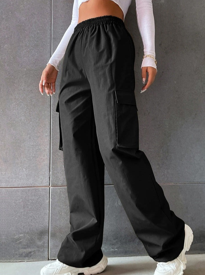 Pantaloni cargo da donna neri con vita elastica 