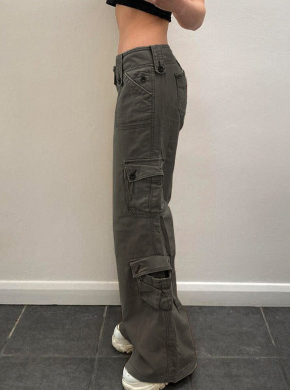 Baggy Cargo-Jeans mit mehreren Taschen 