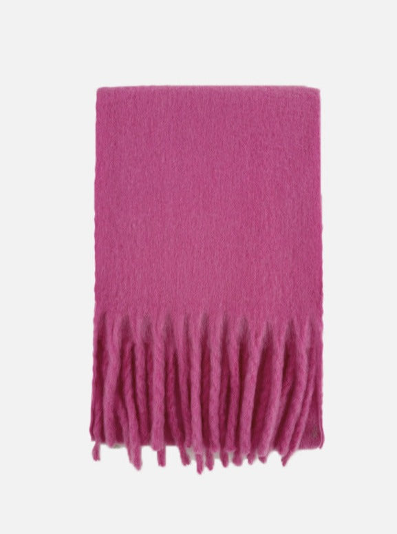 Sciarpa lavorata a maglia in lana rosa morbida e calda 