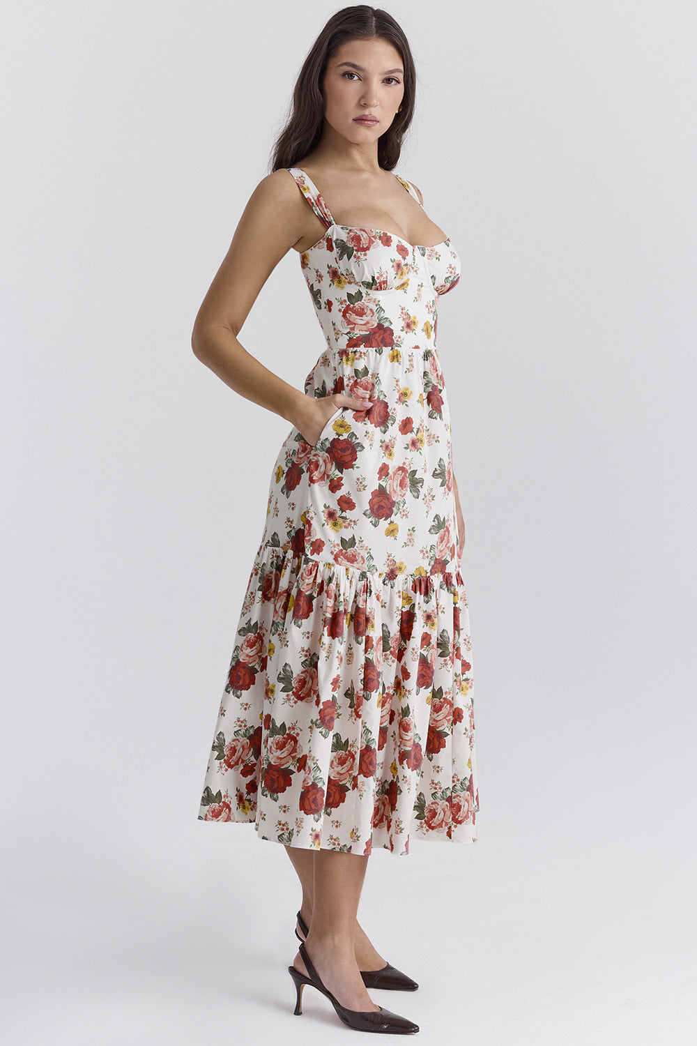 Ärmelloses Sommerkleid mit Blumenmuster 