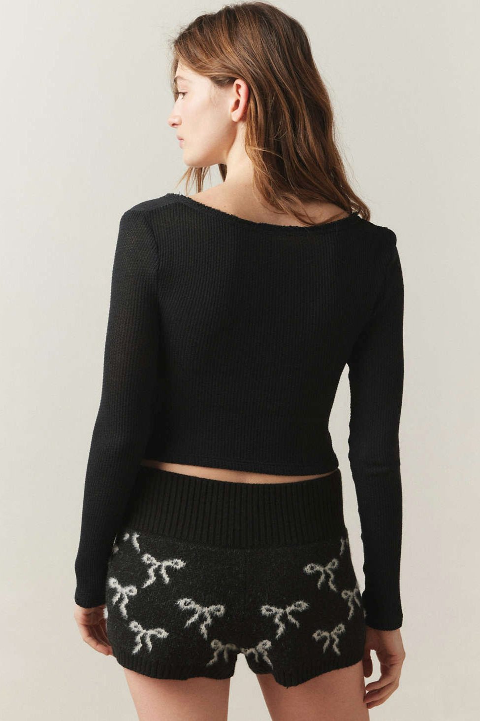 Black Ribbed V-Neck Long Sleeve Knitted Sweater Blouse