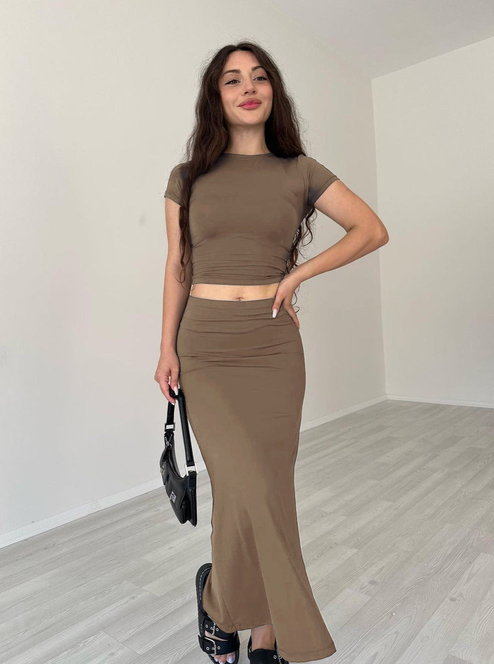 Casual Khaki Round Neck Crop Top and Skirt Set