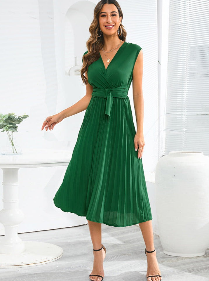 Summer Sleeveless V-Neck Slim Pleated Dress