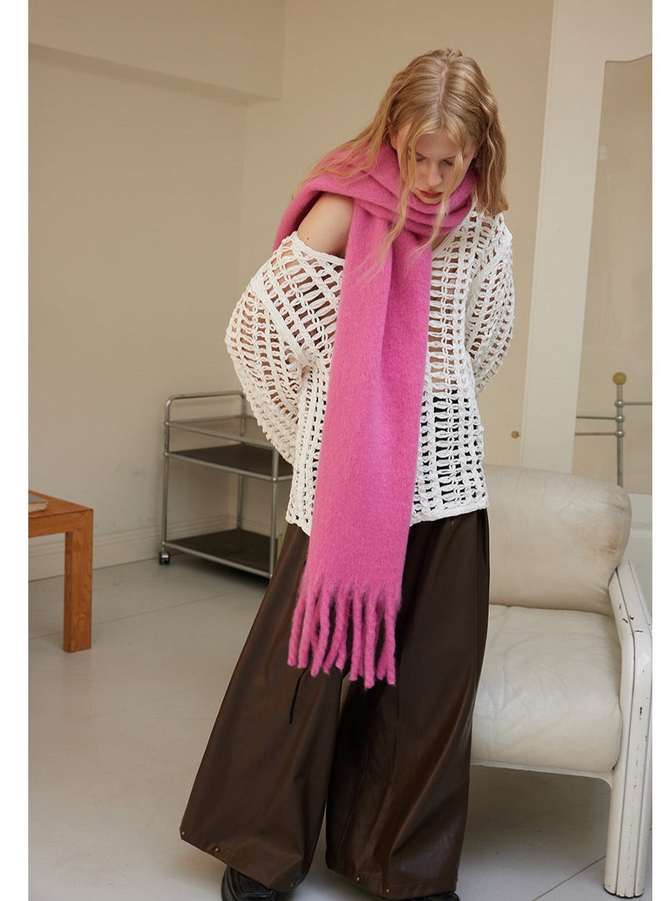 Sciarpa lavorata a maglia in lana morbida e calda viola e rosa 