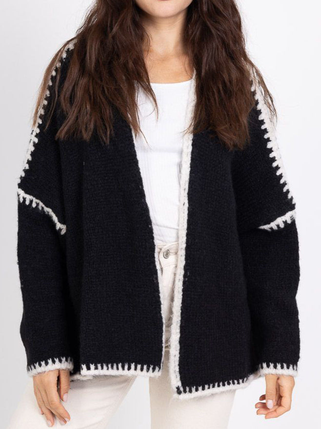 Chic Cardigan with White Accents for Everyday Style